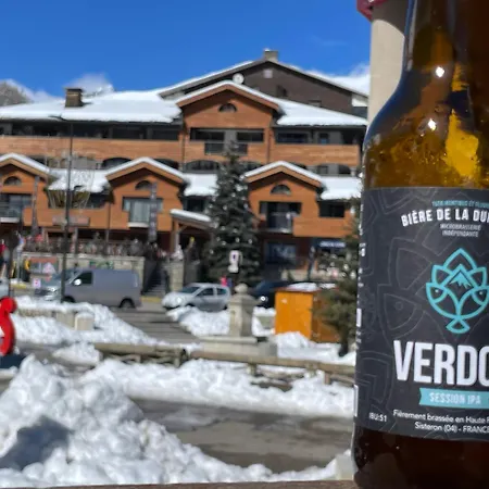 Le Cocon 4a 6 Couchages 75 M2 Avec Terasse شقة