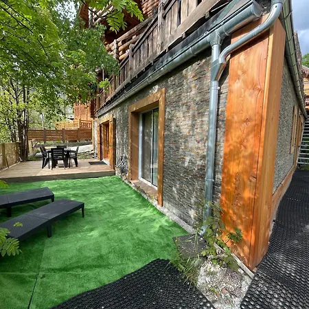 Le Cocon 4à 6 Couchages 75 M2 Avec Terasse