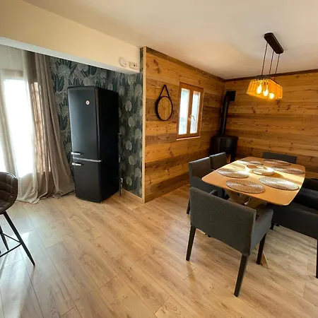 Le Cocon 4a 6 Couchages 75 M2 Avec Terasse Appartamento Allos