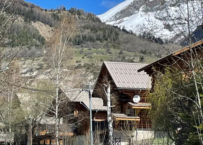 Le Cocon 4à 6 Couchages 75 M2 Avec Terasse * Allos